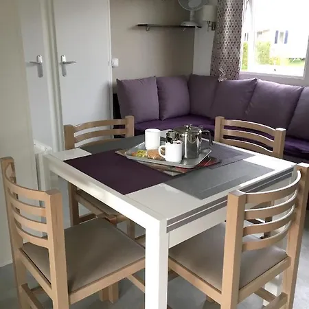בית נופש Property With 3 Bedrooms In Les Mathes With Shared Pool And Furnished Terrace